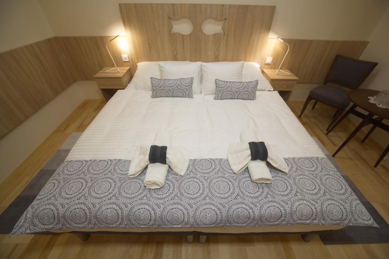 Holiday Home Podium Eger Ngoại thất bức ảnh